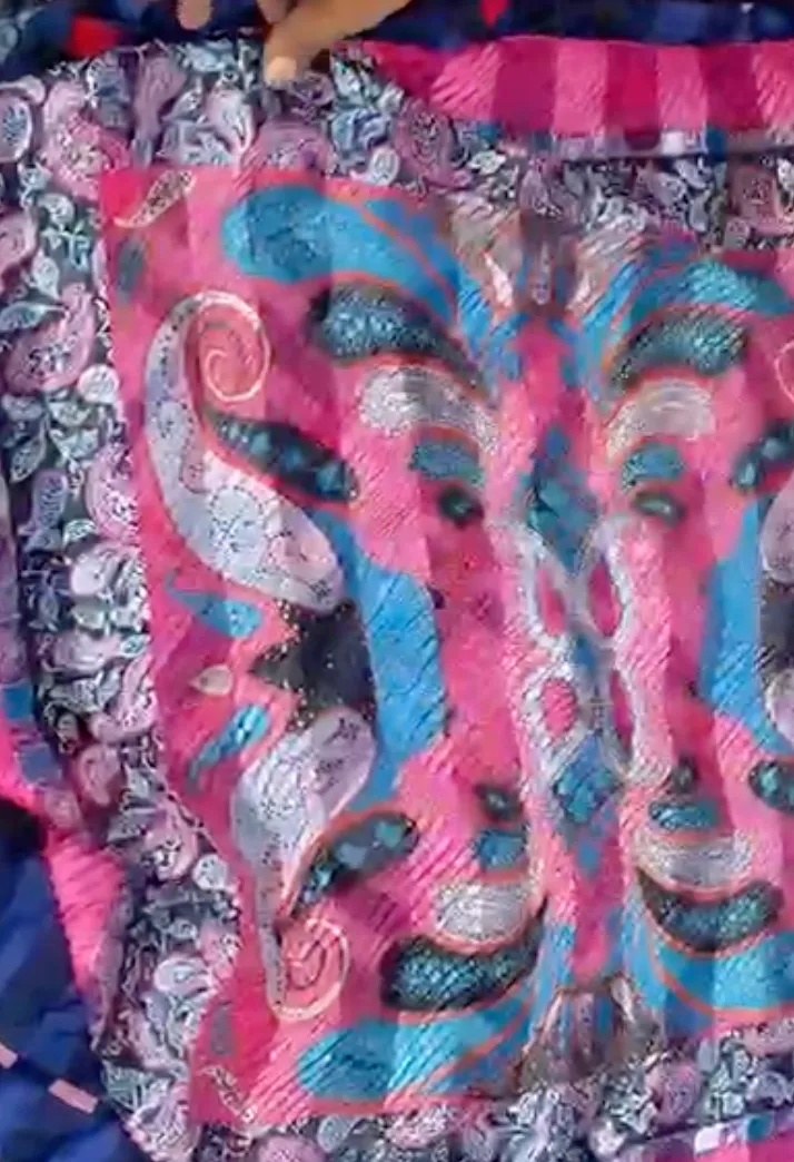 100  Unisex Branded Design Scarves